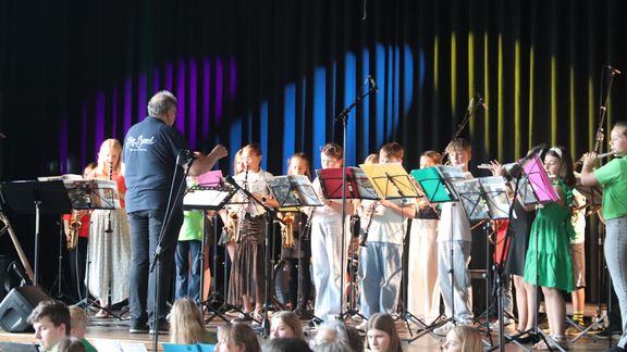 Große Bandbreite beim Sommerkonzert 2025 am Gymnasium Papenburg Große Bandbreite beim Sommerkonzert 2025 am Gymnasium Papenburg