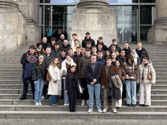 Leistungskurse Politik-Wirtschaft 2025 zu Besuch im politischen Berlin