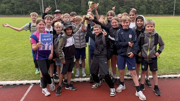 Bundesjugendspiele Leichtathletik 2026 in den Jahrgängen 5, 7 und 9 Bundesjugendspiele Leichtathletik 2026 in den Jahrgängen 5, 7 und 9