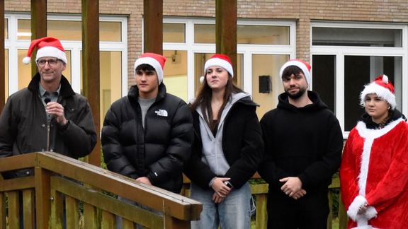 JUZ-TV: Weihnachtsgrüße der Papenburger Schulen