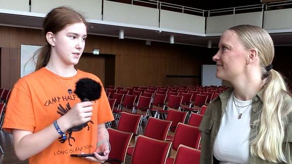 JUZ-TV Spezial: Demokratie lernen im Klassenzimmer JUZ-TV Spezial: Demokratie lernen im Klassenzimmer