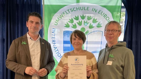Gymnasium Papenburg 2026 erneut als Umweltschule ausgezeichnet Gymnasium Papenburg 2026 erneut als Umweltschule ausgezeichnet