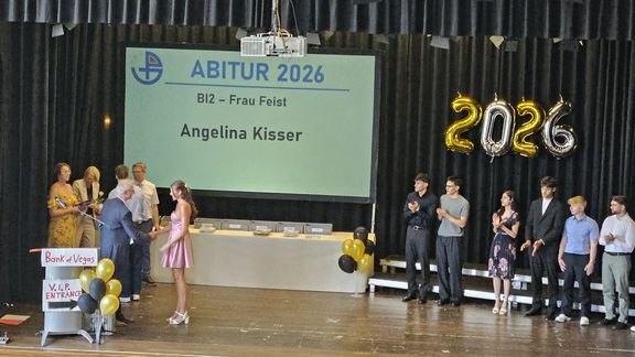 Verleihung der Abiturzeugnisse 2026 am Gymnasium Papenburg Verleihung der Abiturzeugnisse 2026 am Gymnasium Papenburg