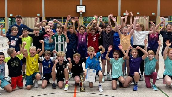 Klasse 5a gewinnt Jahrgangsturnier 2026 im Völkerball Klasse 5a gewinnt Jahrgangsturnier 2026 im Völkerball